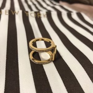 Henri bendel ring